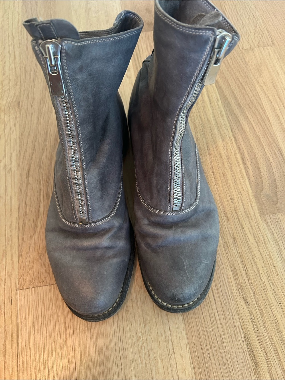 Guidi Front-Zip Leather Ankle Boots in Charcoal